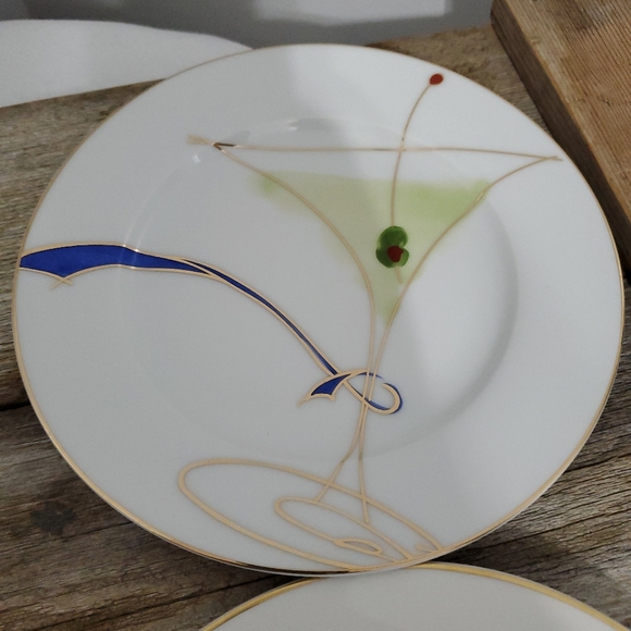 Pier 1 Martini Glass Salad appetizer plates set of 4 - Picture 3 of 5